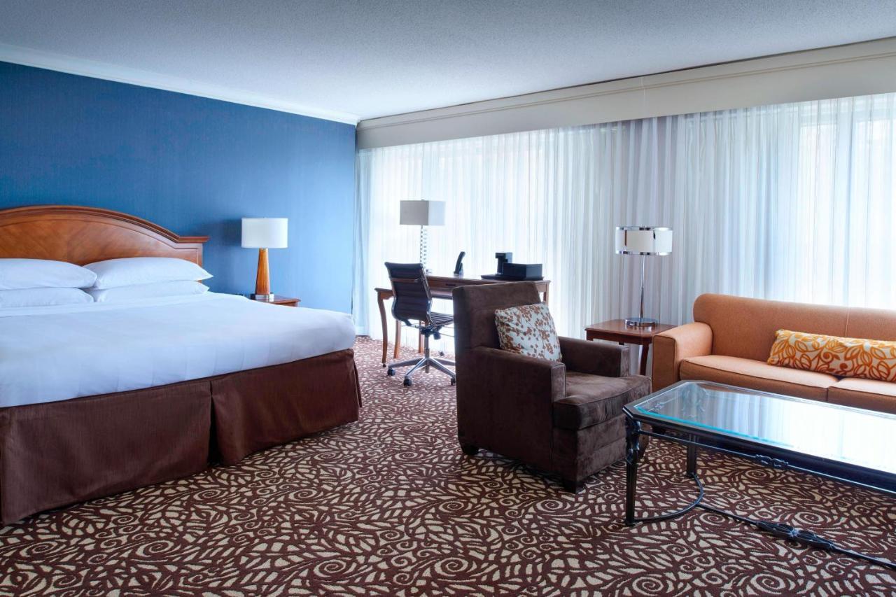 Hotel Milwaukee Marriott West Waukesha Exterior foto